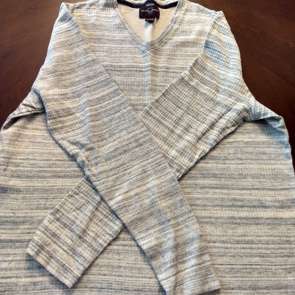 Black Brown (brand) V neck sweater FINAL MARKDOWN PRICE - Picture 3 of 4